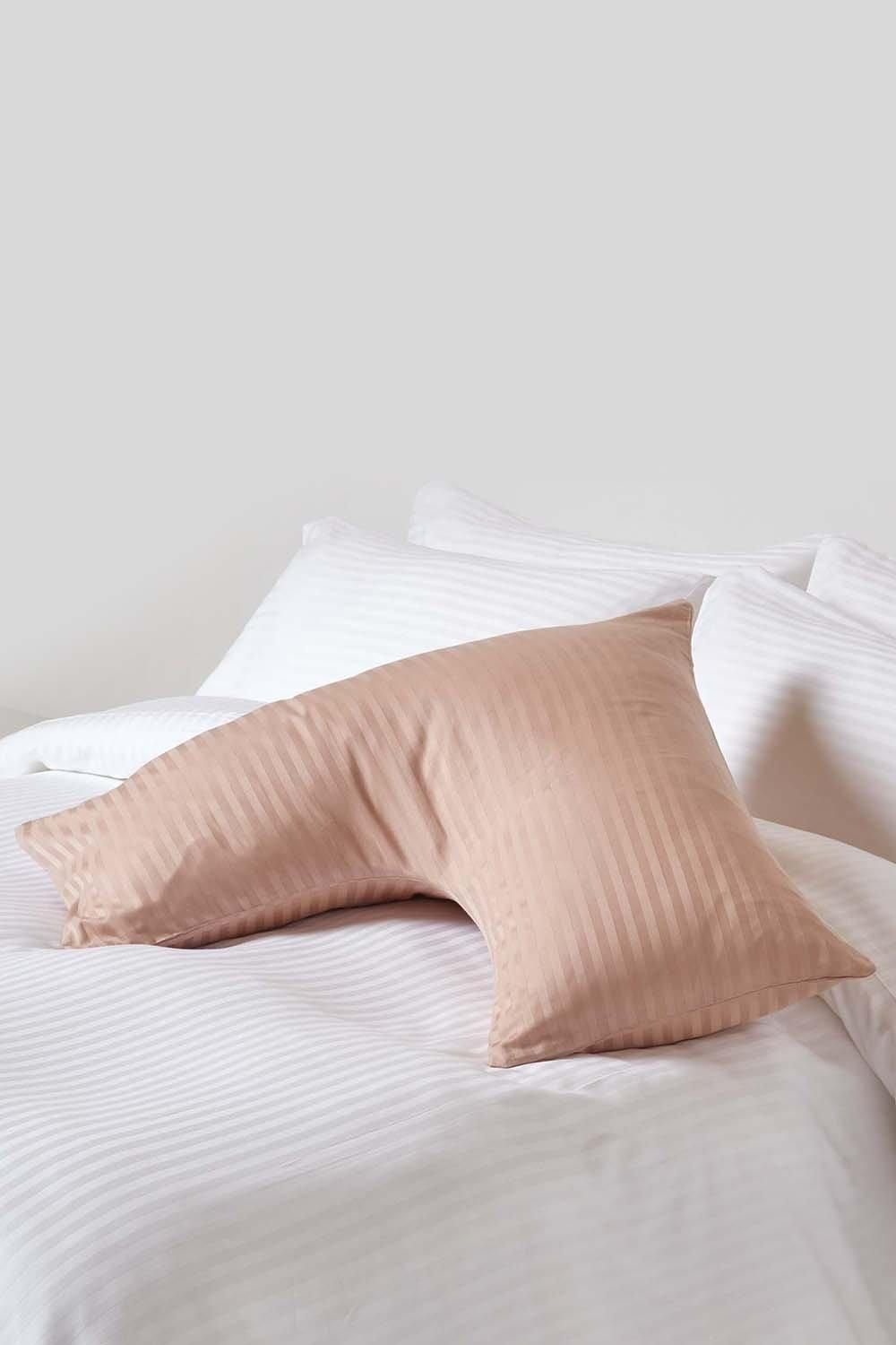 Homescapes Egyptian Cotton Super Soft V Shaped Pillowcase 330 TC image 2