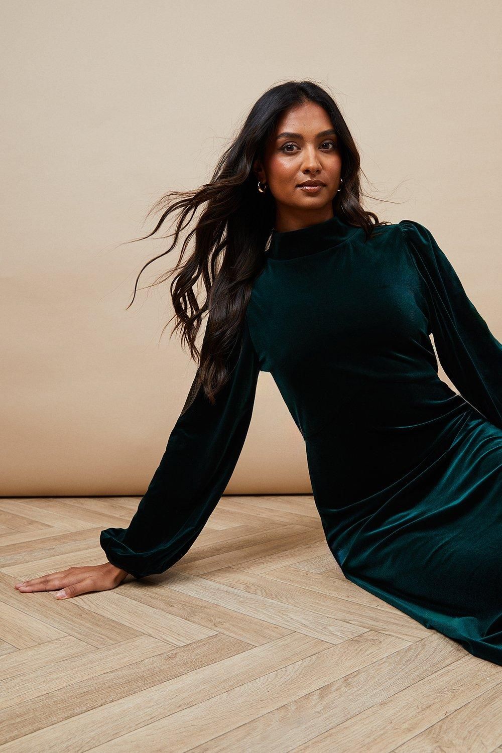 Oasis Occasion Velvet High Neck Midi Dress Green image 4