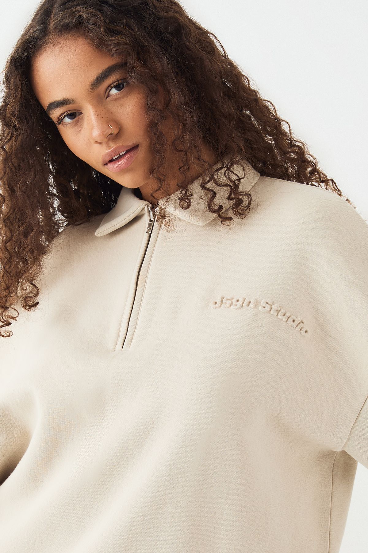 DSGN Studio DSGN Studio Embossed Collared Half Zip Sweatshirt Stone image 4