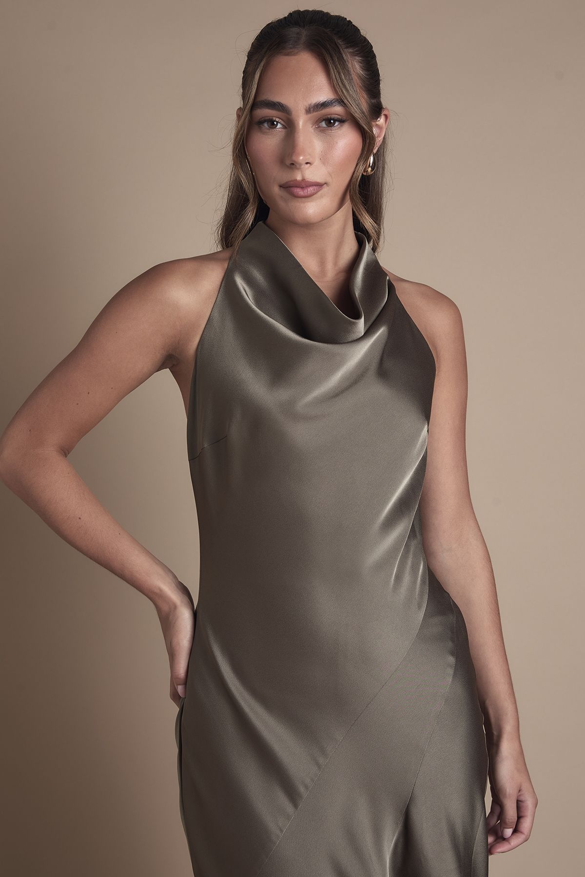 Oasis Oasis Cowl Halterneck Satin Maxi Bridesmaid Dress Olive image 3
