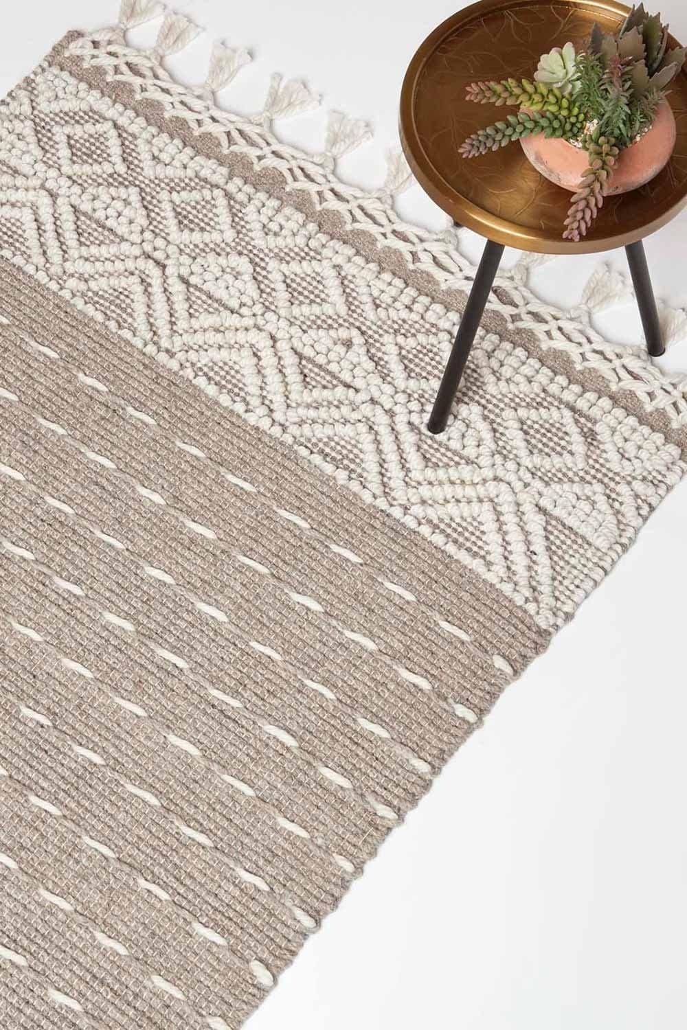 Homescapes Patna Beige & Natural Kilim Wool Rug image 1