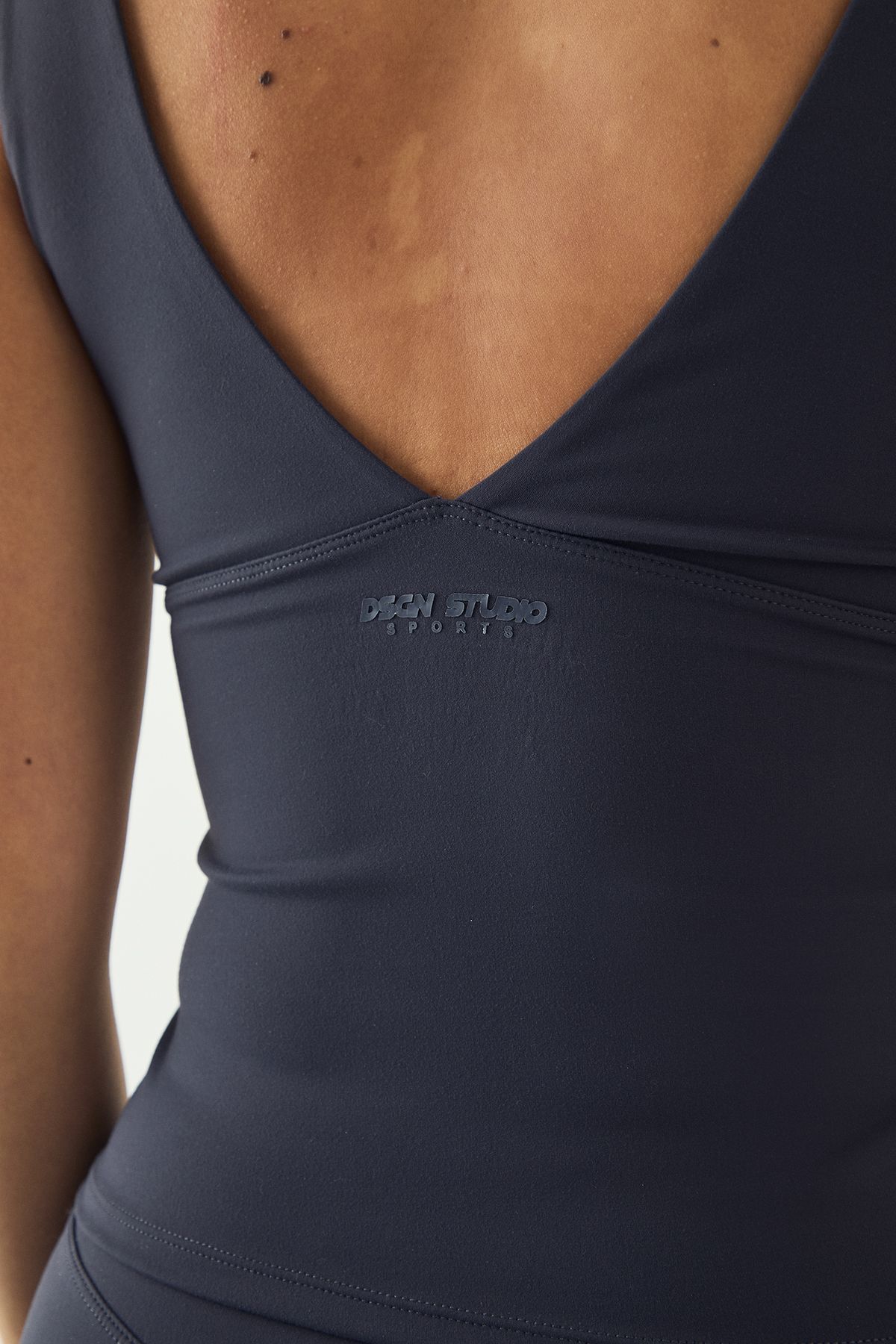 DSGN Studio DSGN Studio Ultra Sculpt Wrap Front Padded Vest Top Midnight image 4