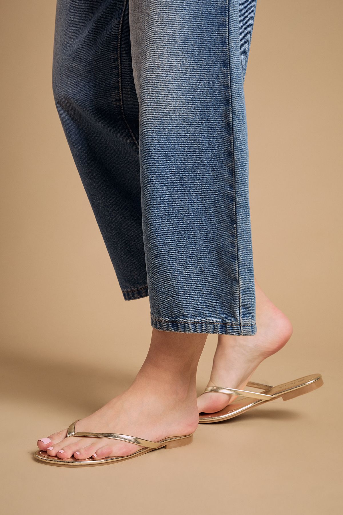 Oasis Jodie Faux Leather Flip Flops Gold