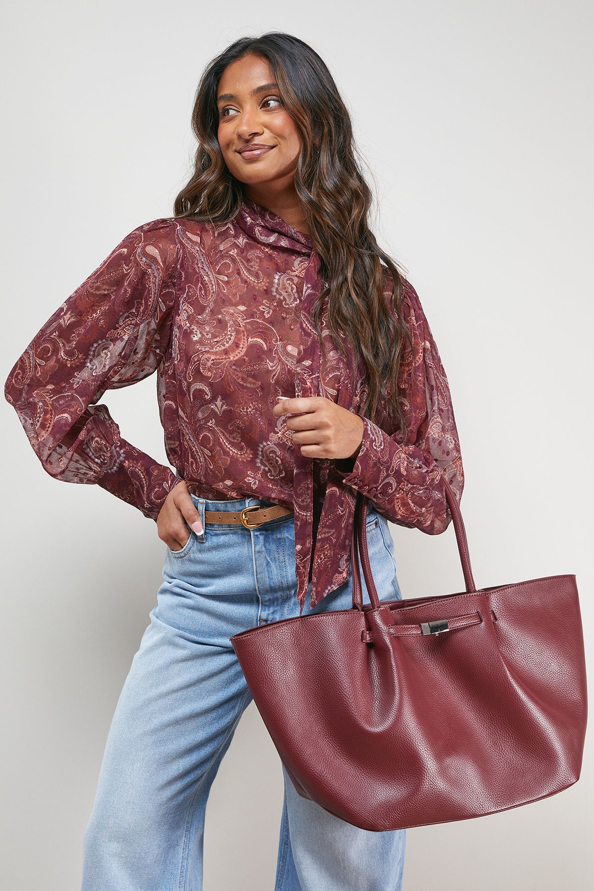 Oasis Topic Faux Leather Top Handle Tote Bag Cherry image 1