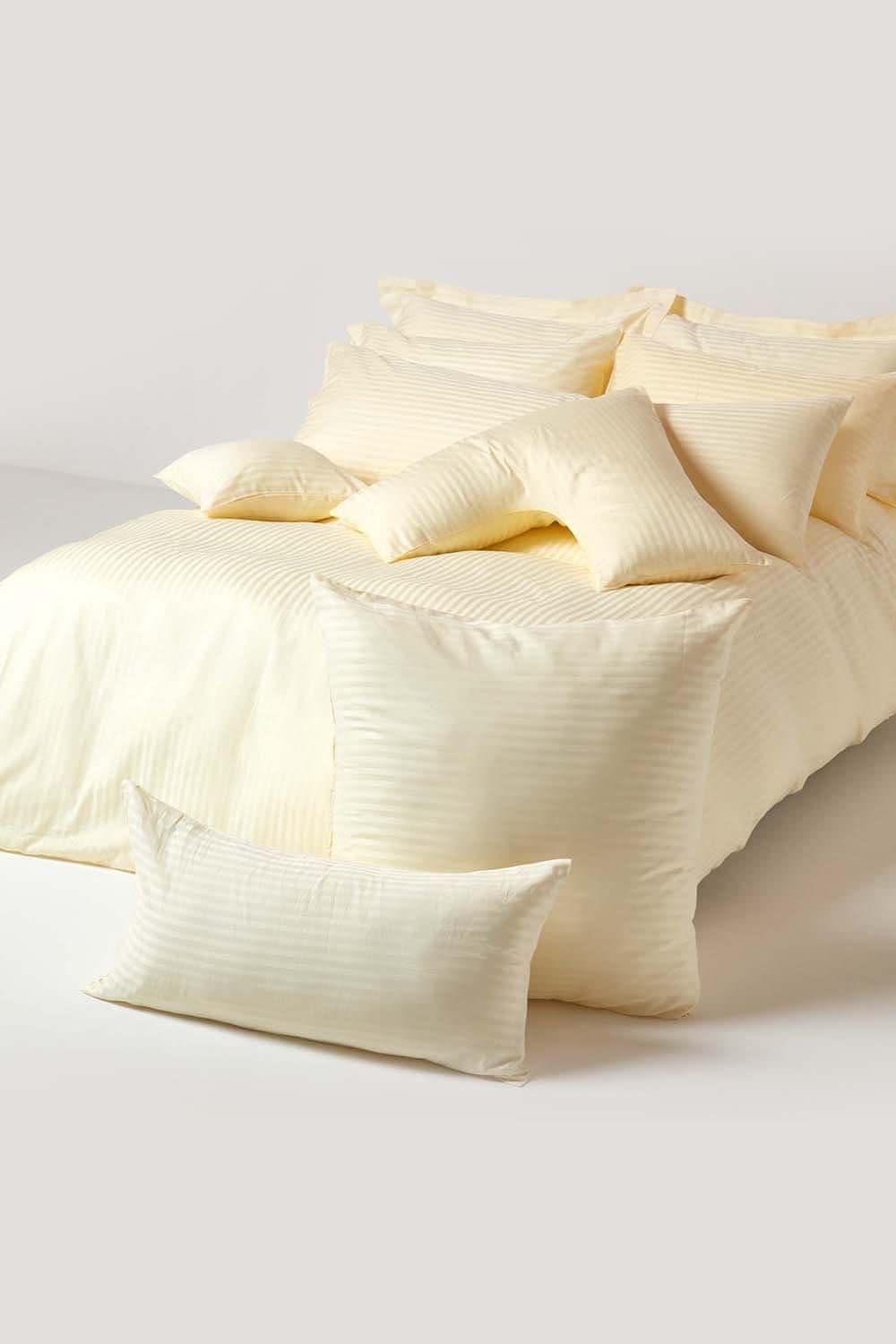 Homescapes Continental Pillowcase Egyptian Cotton 330 TC, 60 x 60 cm image 4