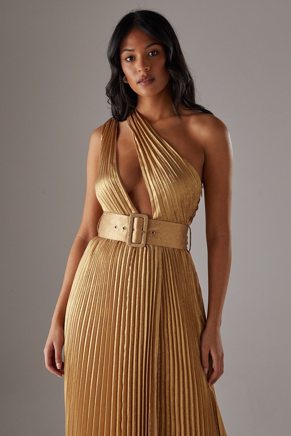 Warehouse Premium One Shoulder Belted Pleated Maxi Dress Gold image 2