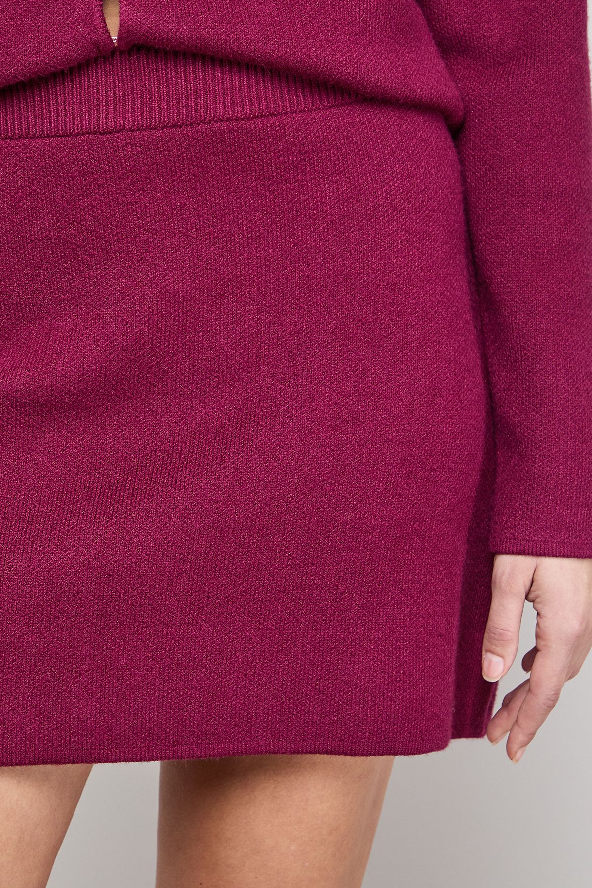 Oasis Knitted Mini Skirt Wine image 4