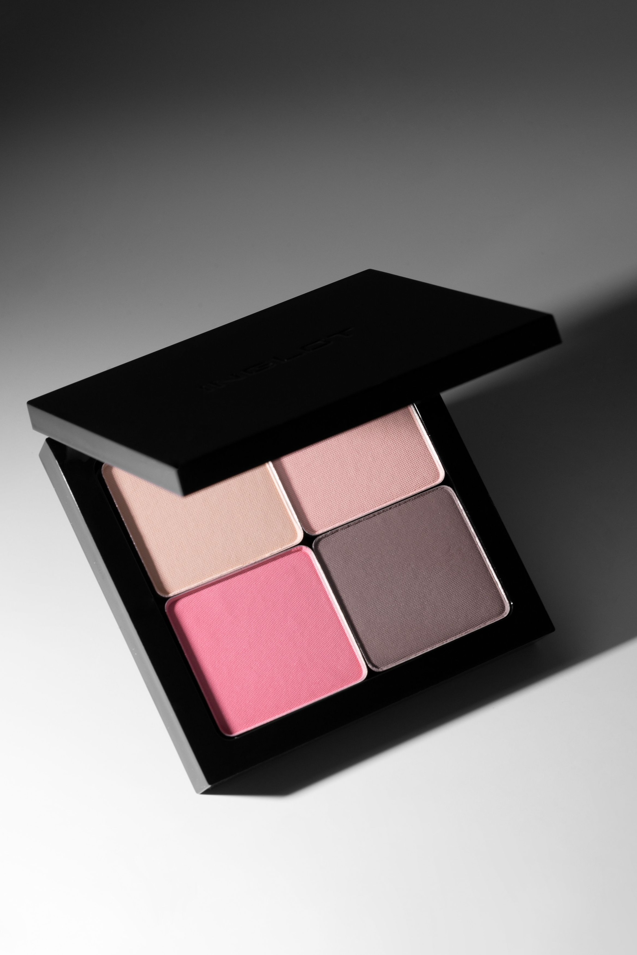 INGLOT Freedom System Eye Shadow Matte NF image 4