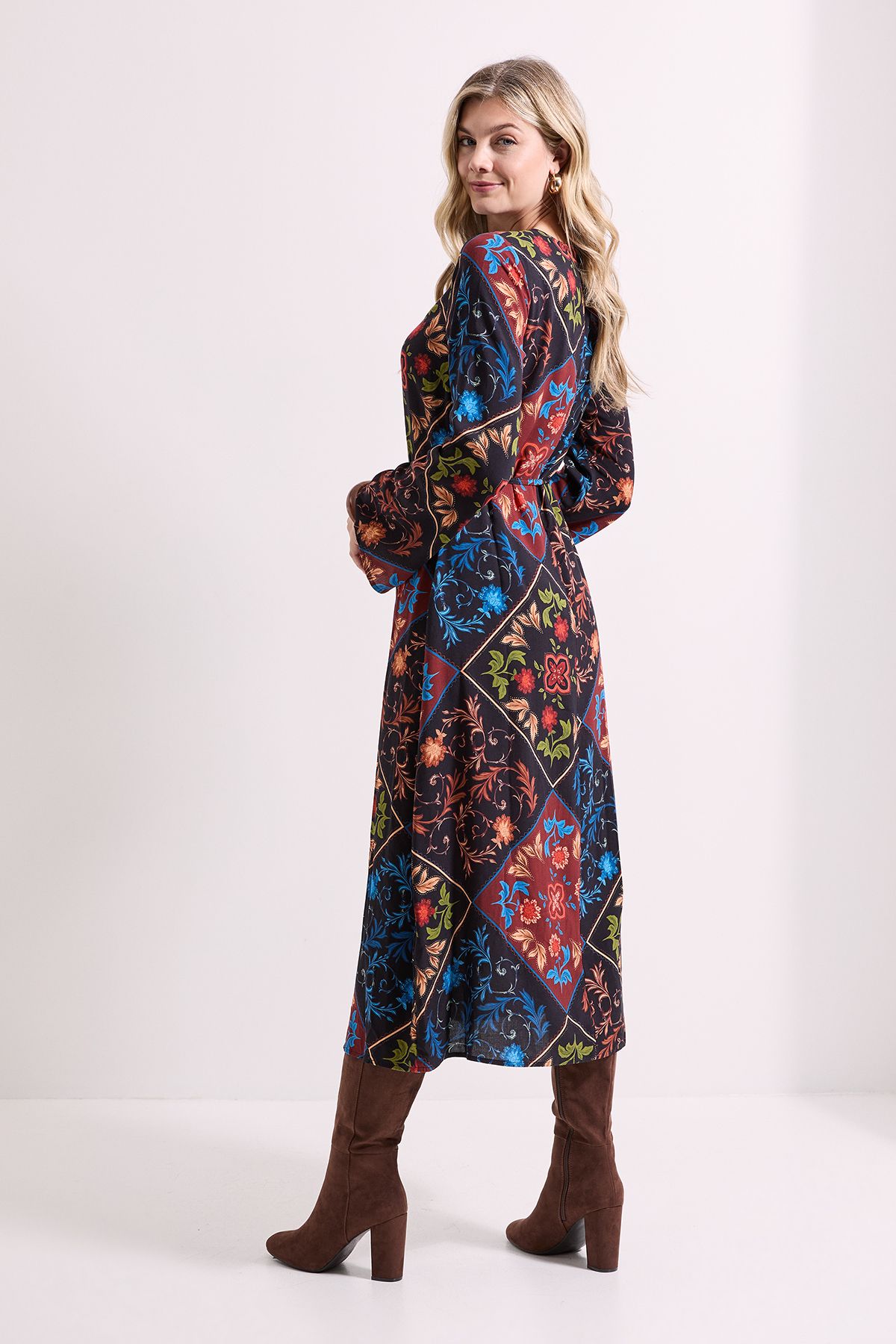 Dorothy Perkins Keyhole Belted Long Sleeve Midi Dress Multi image 5