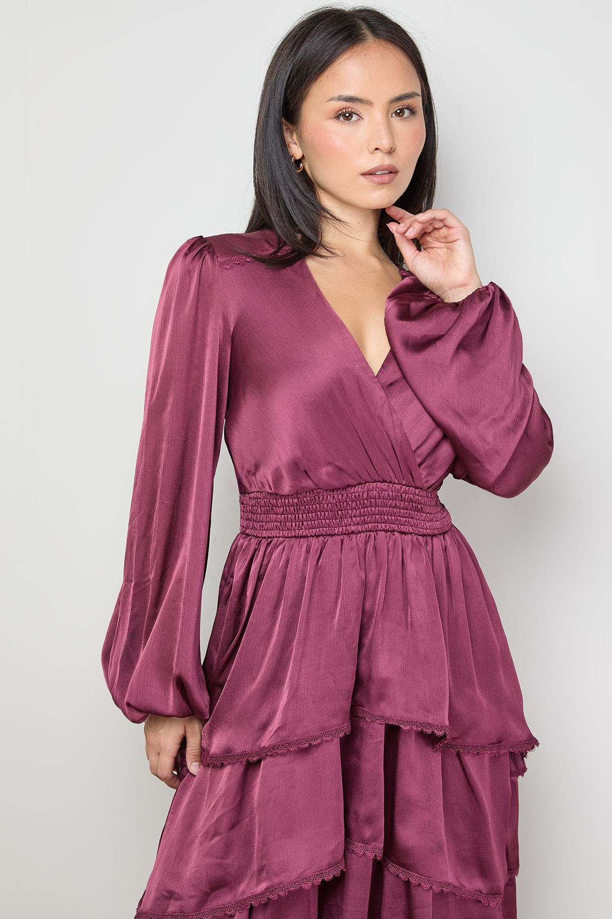 Oasis Petite Ruffle Tiered Balloon Sleeve High Low Hem Midi Dress Plum image 2