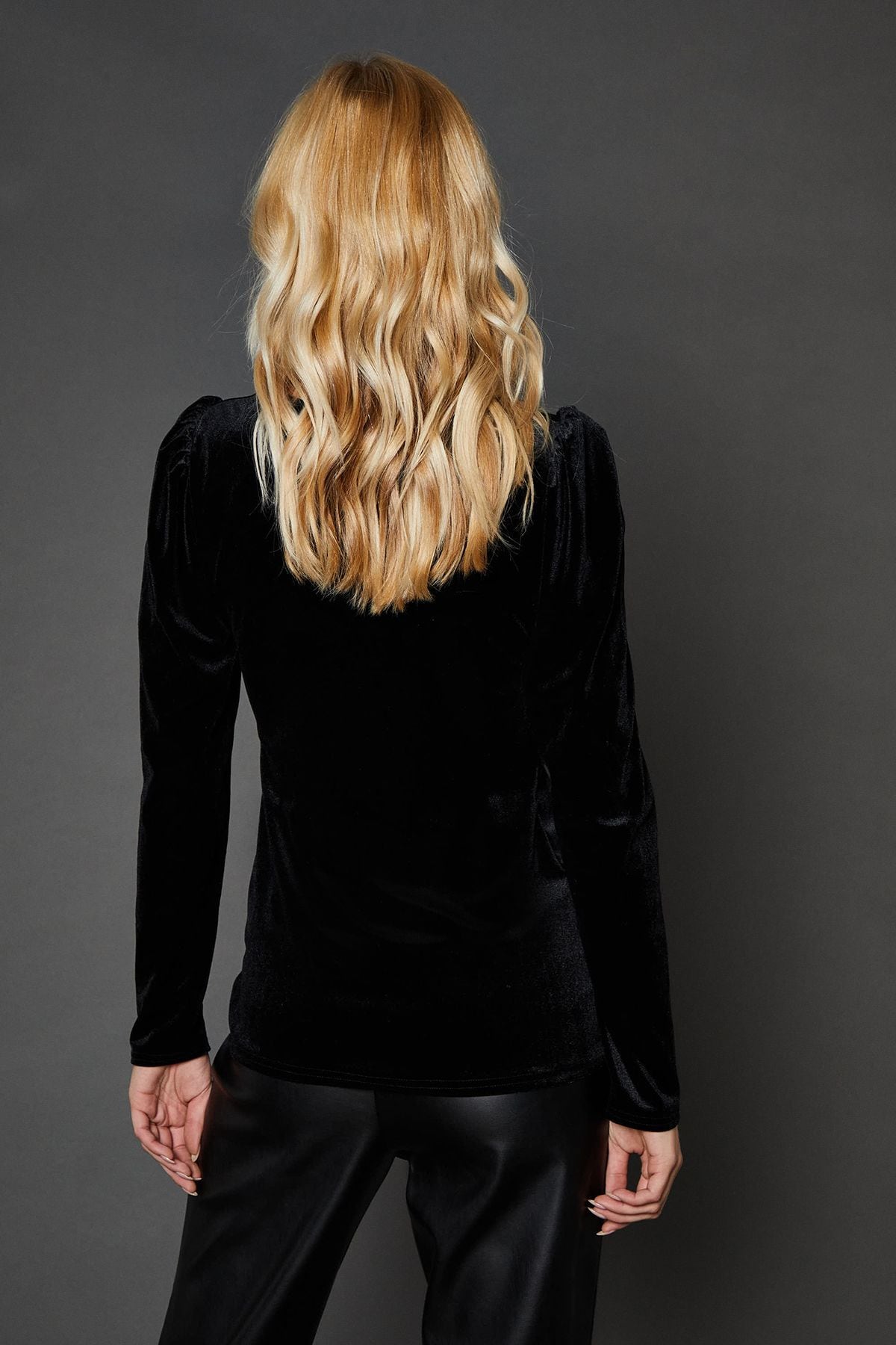 Dorothy Perkins Velvet Sweetheart Neck Top Black image 3