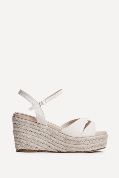 Linzi Sian Wide Fit Nude Canvas Linked Design Wedges