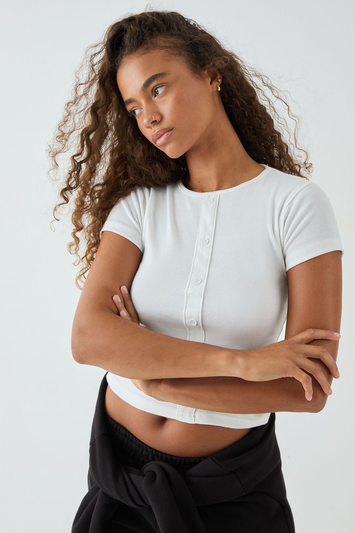 DSGN Studio DSGN Studio Square Script Embroidered Rib Fitted Button Through Top White image 5