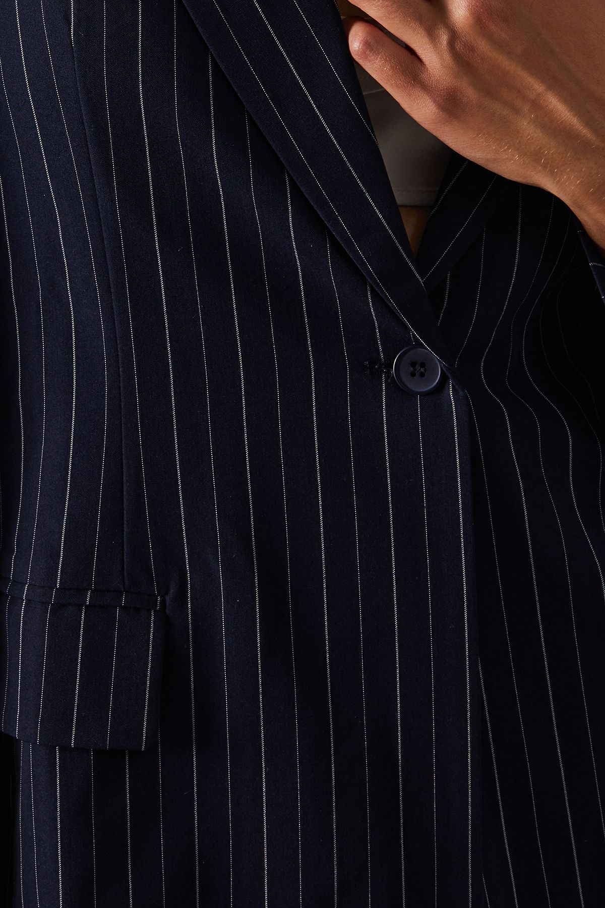 Warehouse The Ultimate Pinstripe Oversized Blazer Navy image 5