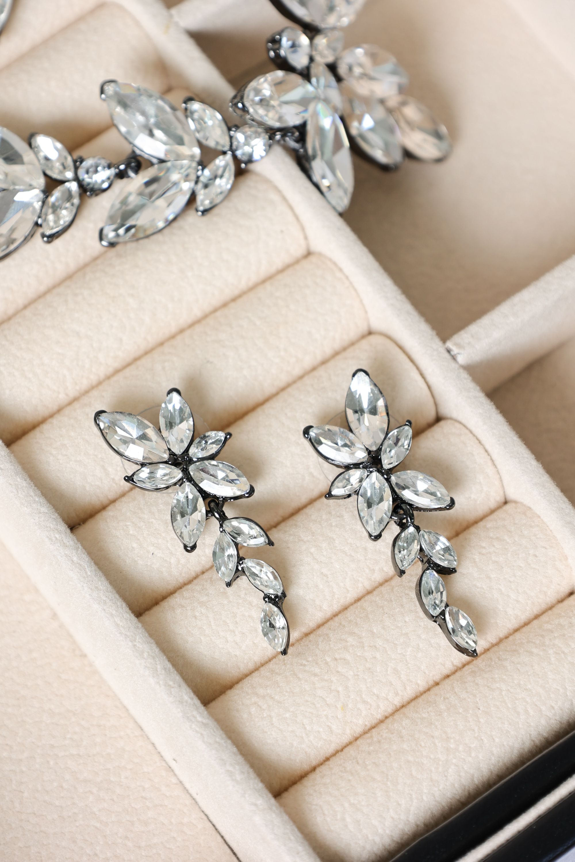 Mood Hematite Crystal Leaf Drop Earrings image 5