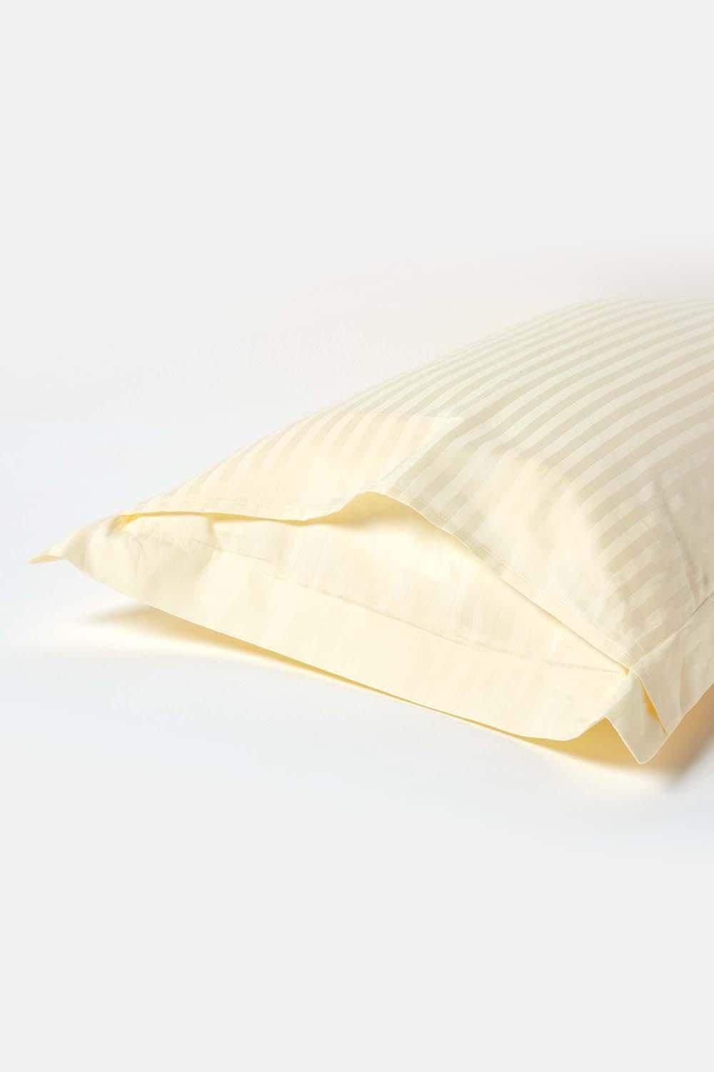 Homescapes Egyptian Cotton Ultrasoft King Size Oxford Pillowcase 330 TC image 3