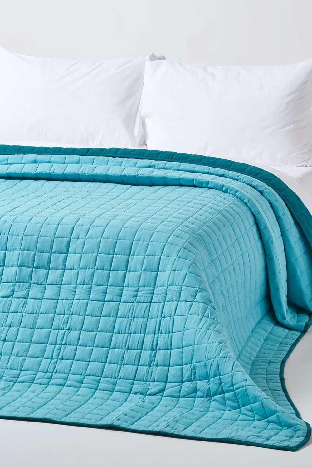 Homescapes Cotton Quilted Reversible Bedspread image 4