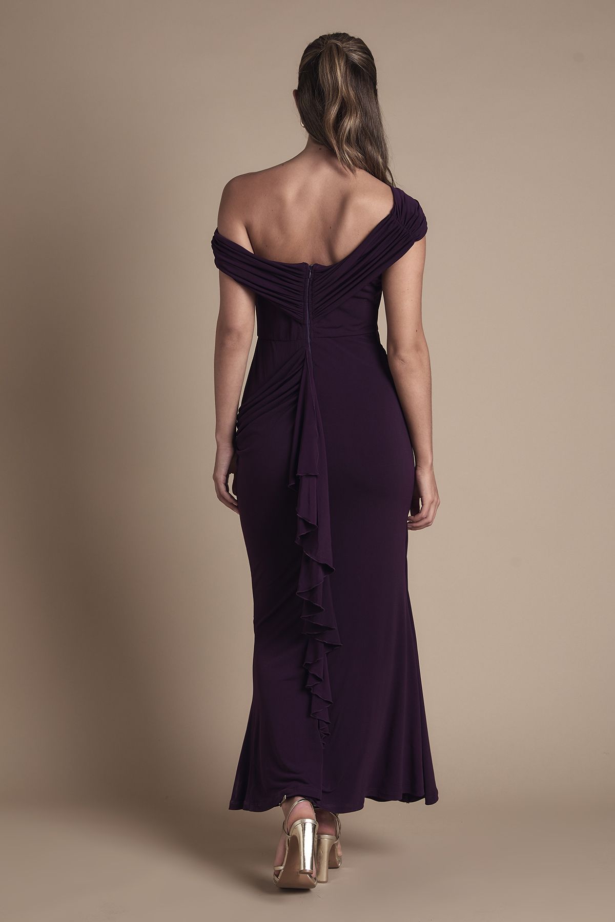 Coast Bardot Slinky Maxi Dress with Ruched Detailing Aubergine image 4