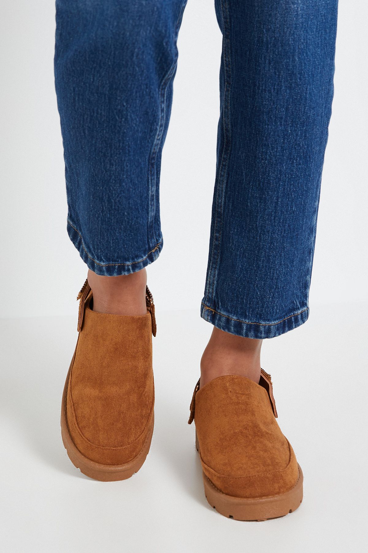 Dorothy Perkins Zinnias Faux  Slingback Closed Toe Cosy Mules Chestnut image 2