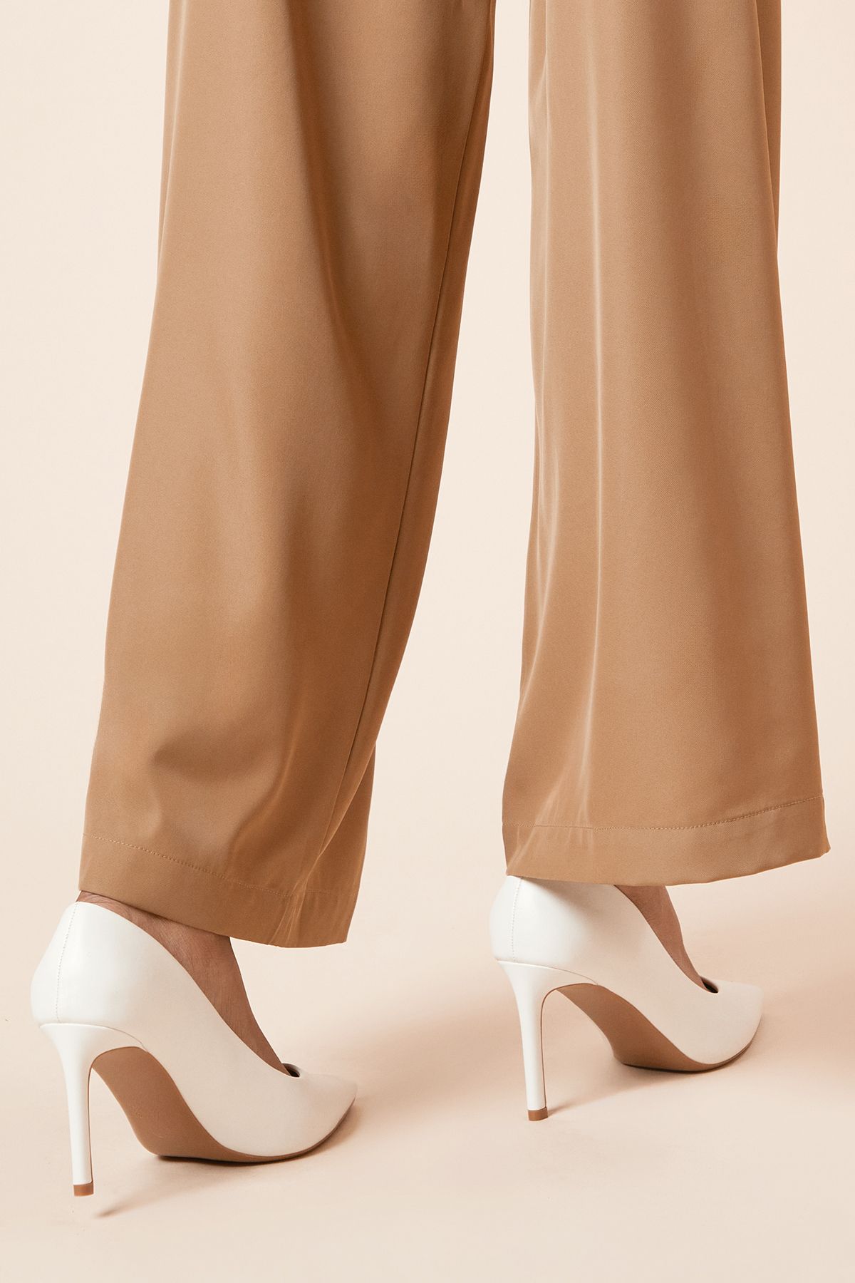 Dorothy Perkins Dash Pointed High Stiletto Heel Court Shoes White image 4