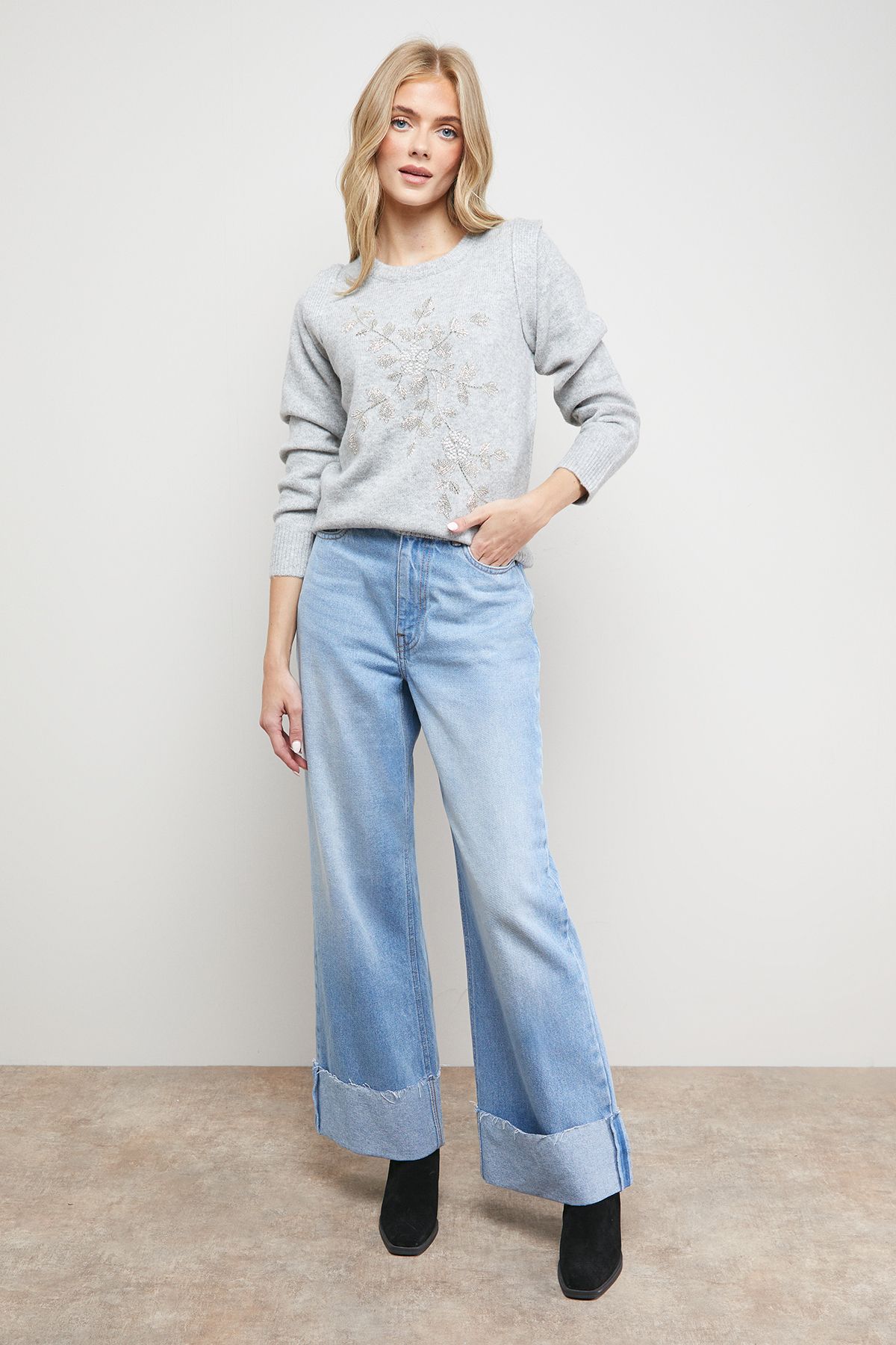 Oasis Floral Embellished Ribbed Shoulder Crew Neck Jumper Grey Marl image 2