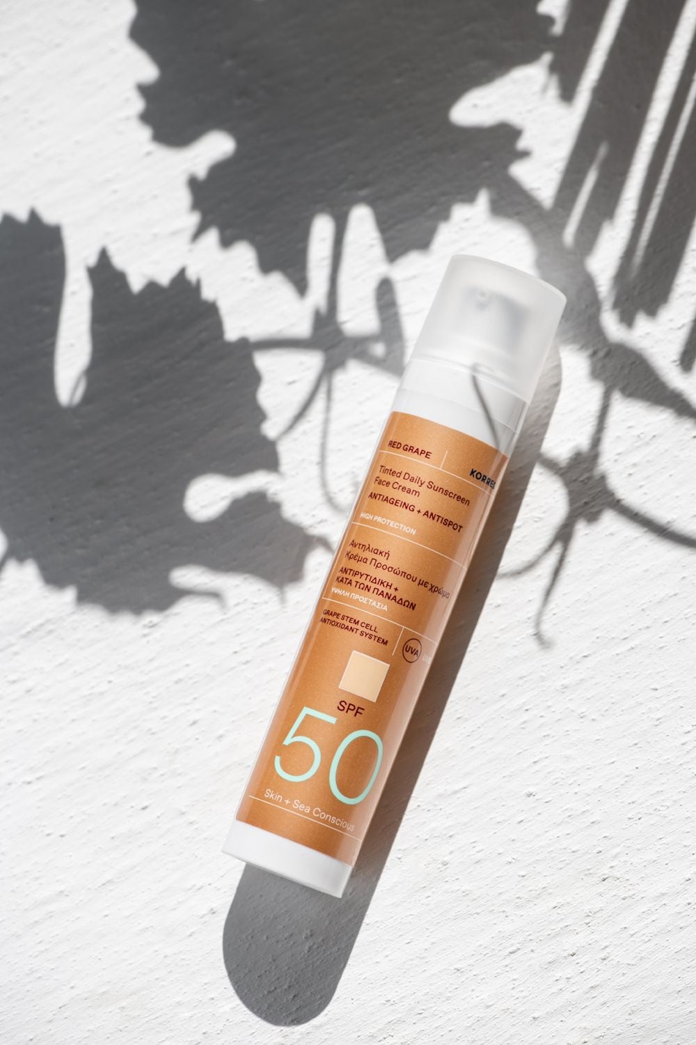 Korres Red Grape Sunscreen Face Cream Tinted SPF50 50ML Multi image 3