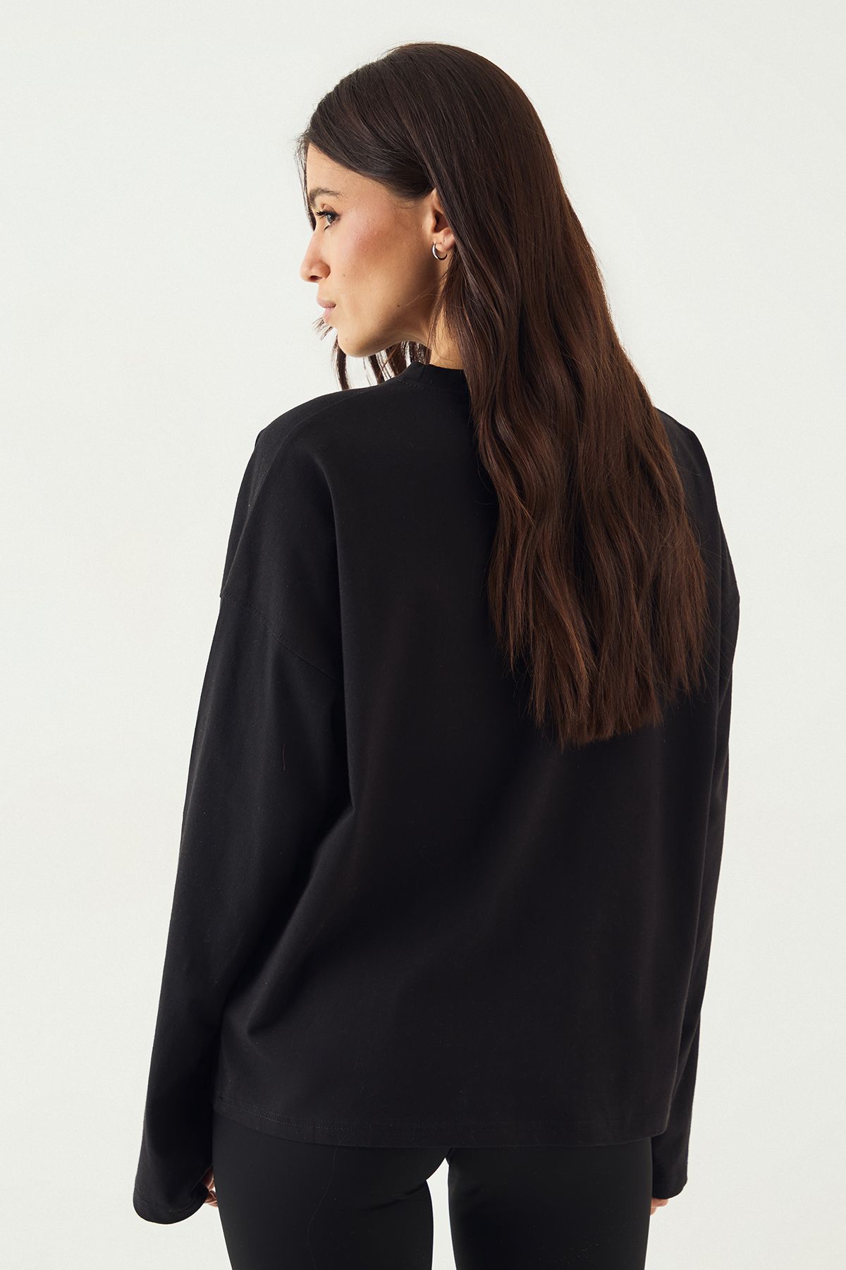DSGN Studio DSGN Studio Woven Label Long Sleeve Oversized T-Shirt Black image 2
