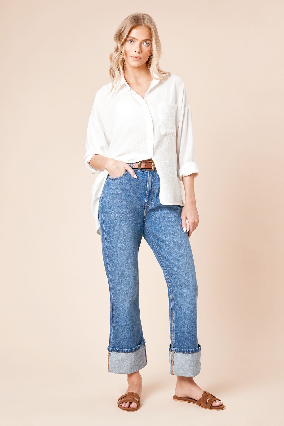 Dorothy Perkins Straight Jean With Turn Up Mid Wash image 1