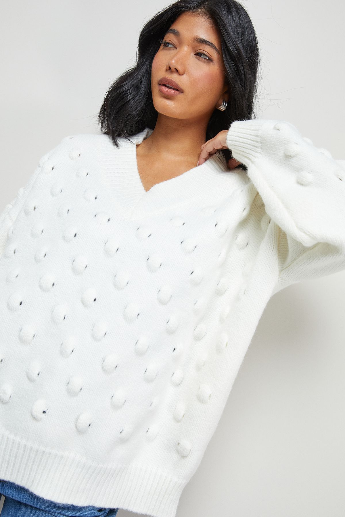 Warehouse Bubble Knit Slouchy V Neck Jumper Ivory image 4