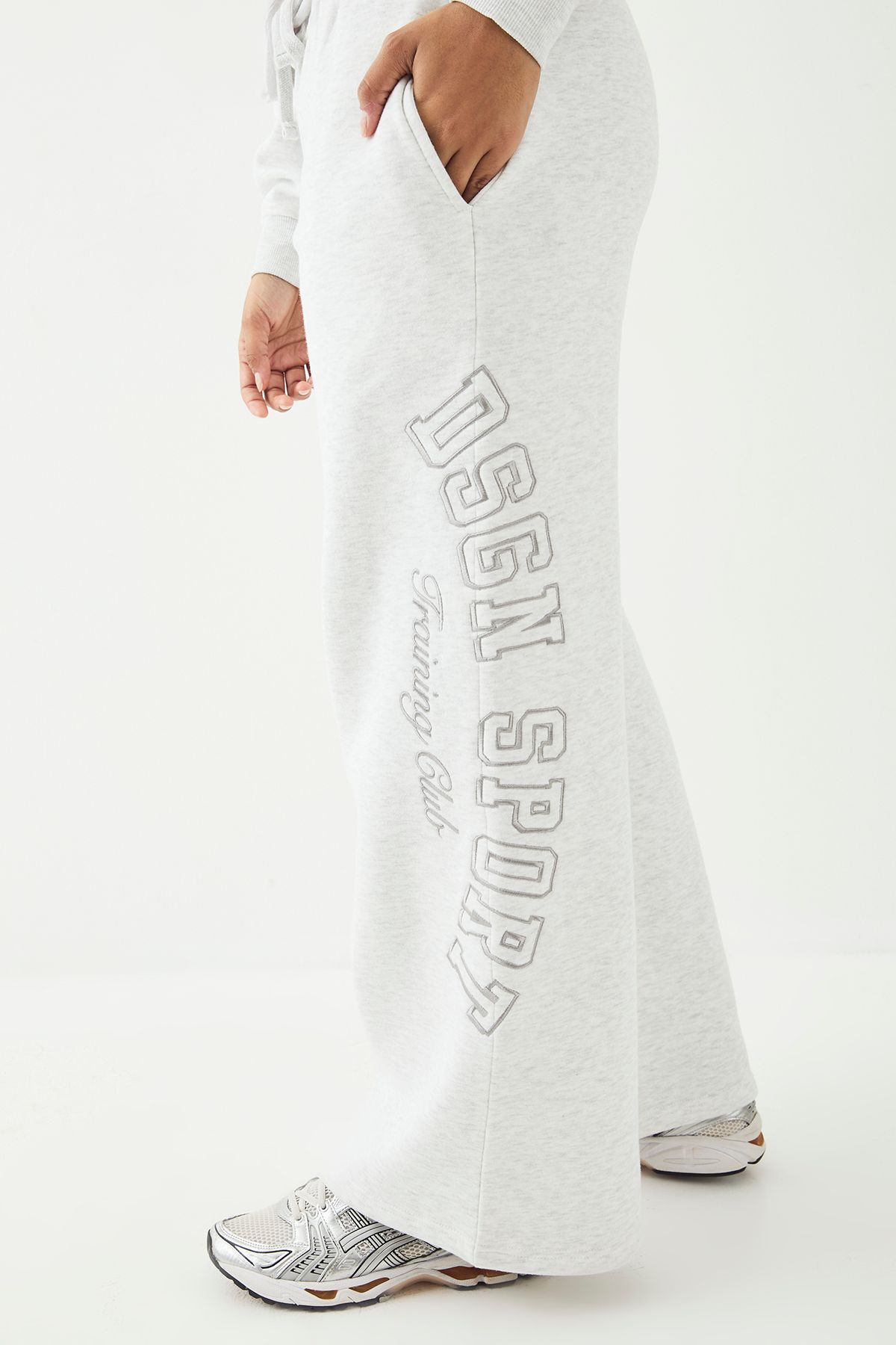 DSGN Studio DSGN Studio Sport Training Club Straight Leg Jogger Ash Grey image 4