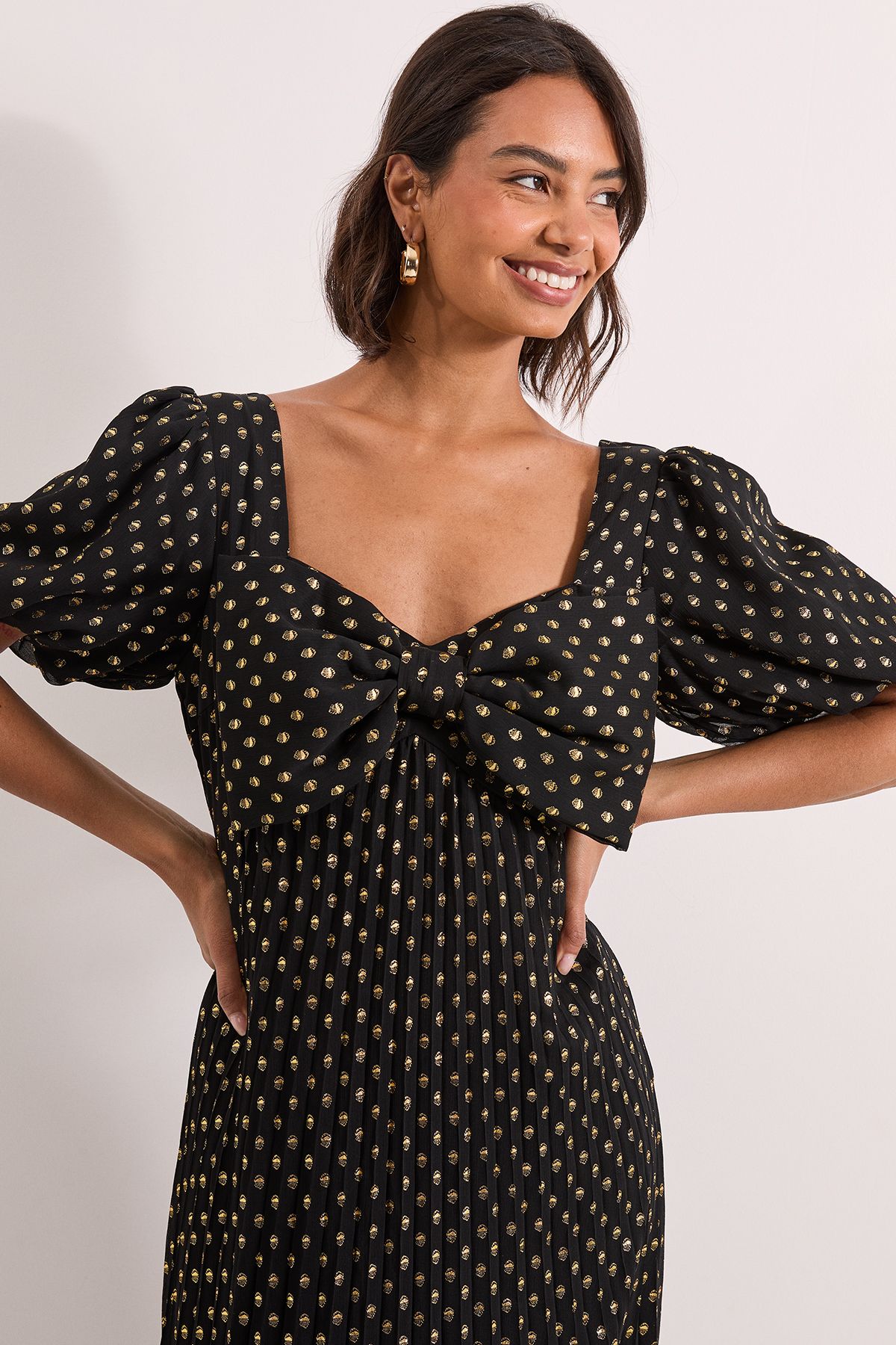 Dorothy Perkins DP Luxe Bow Front Puff Sleeve Metallic Midaxi Dress Black image 5