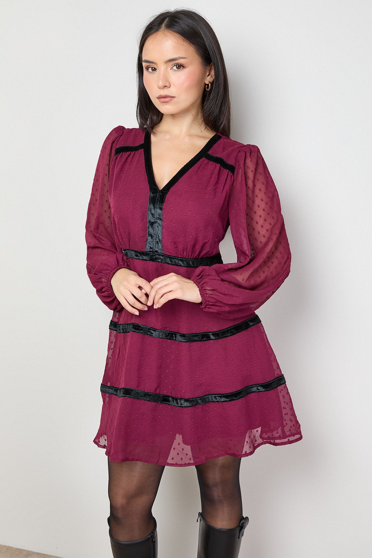 Oasis Petite Contrast Fit And Flare Mini Dress Chocolate image 1