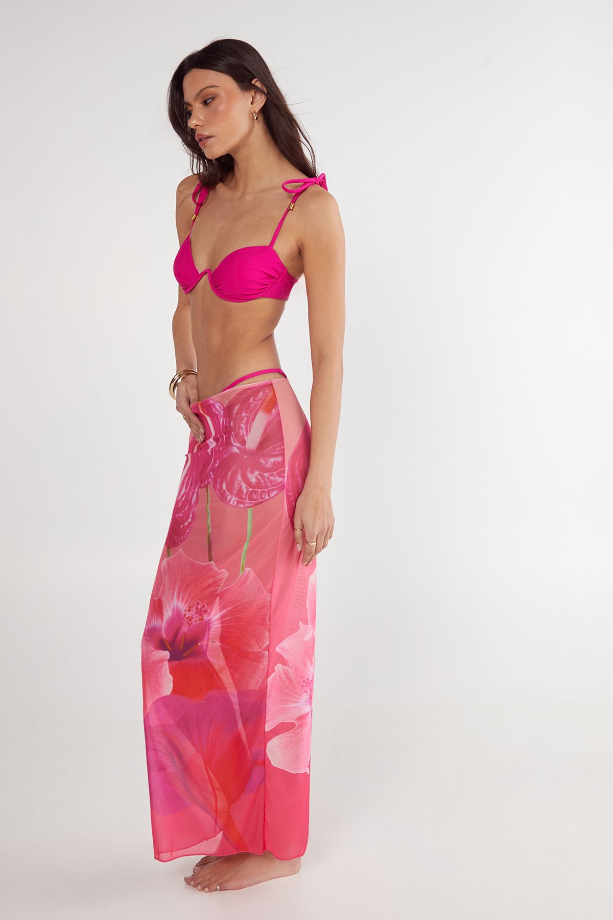 NastyGal V Wire Tie Shoulder Placement Print Flower Maxi Skirt 3pc Set Pink image 4