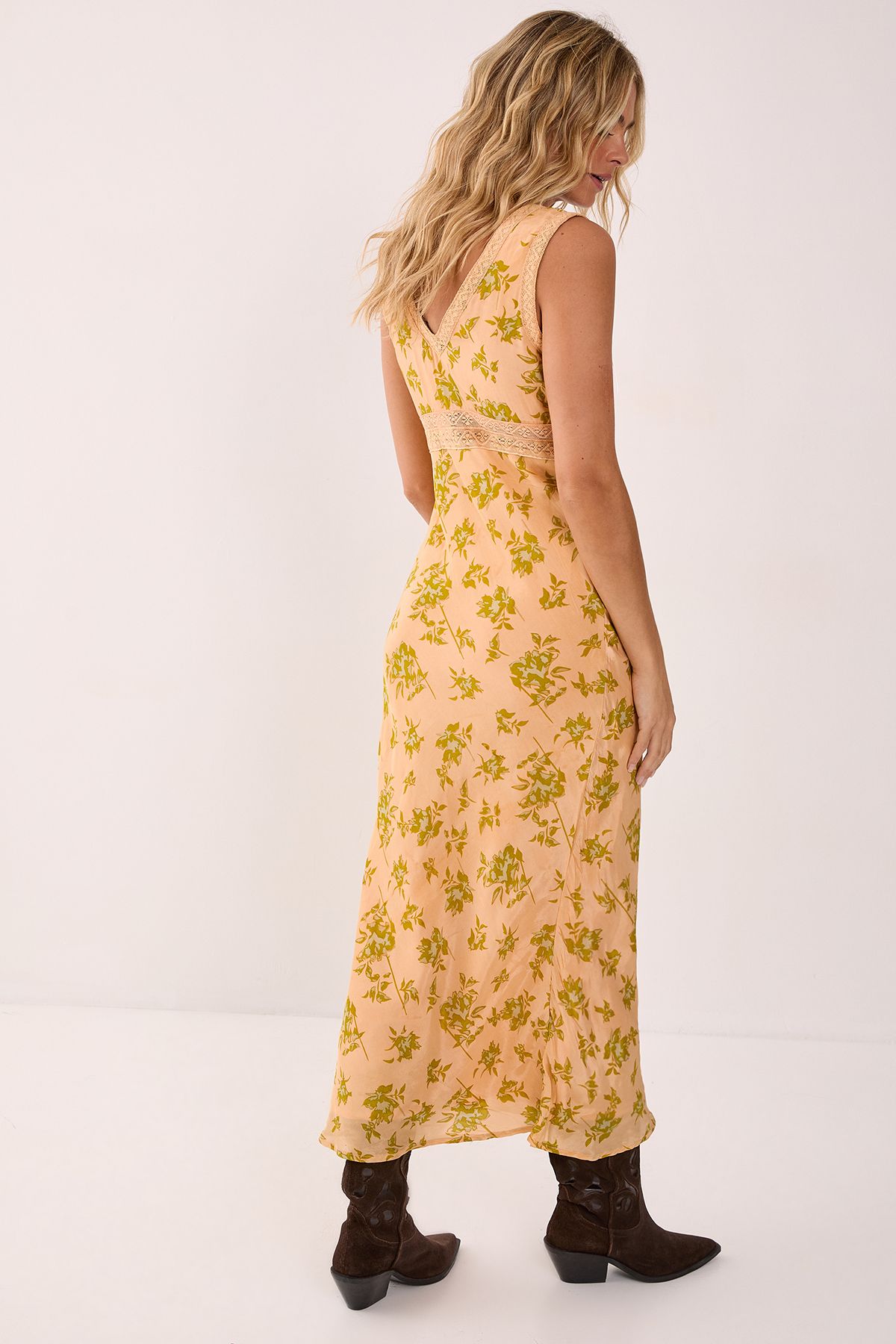 NastyGal Floral Lace Insert Plunge Maxi Dress Beige image 4