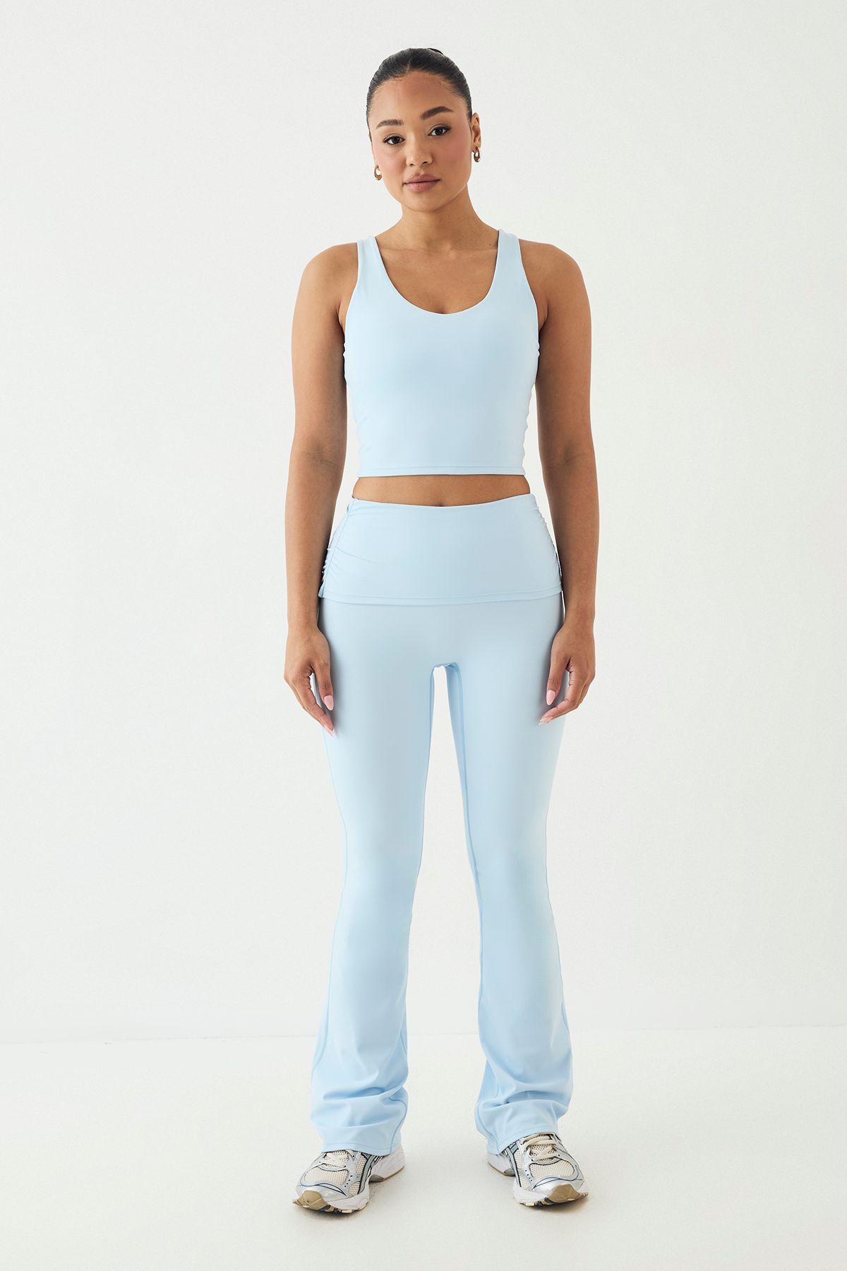 DSGN Studio DSGN Studio Ultra Sculpt Plunge Longline Sports Bra Light Blue image 5