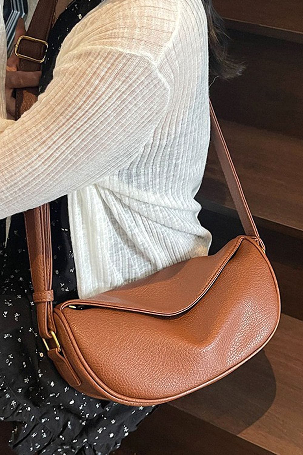 XY London 'Helen' Shoulder Bag with Magnetic Snap and Zip Closure image 3