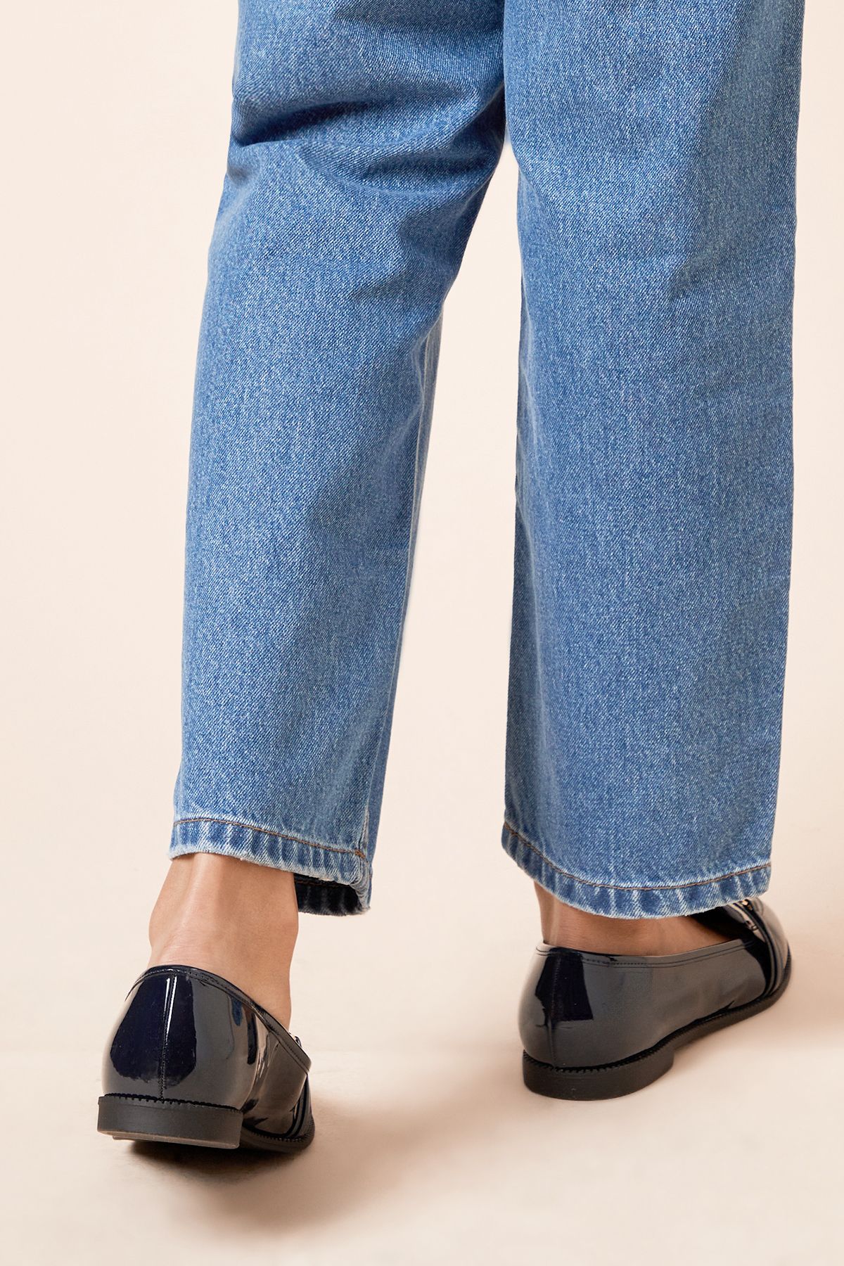 Dorothy Perkins Wide Fit Lora Snaffle Loafers Navy image 3