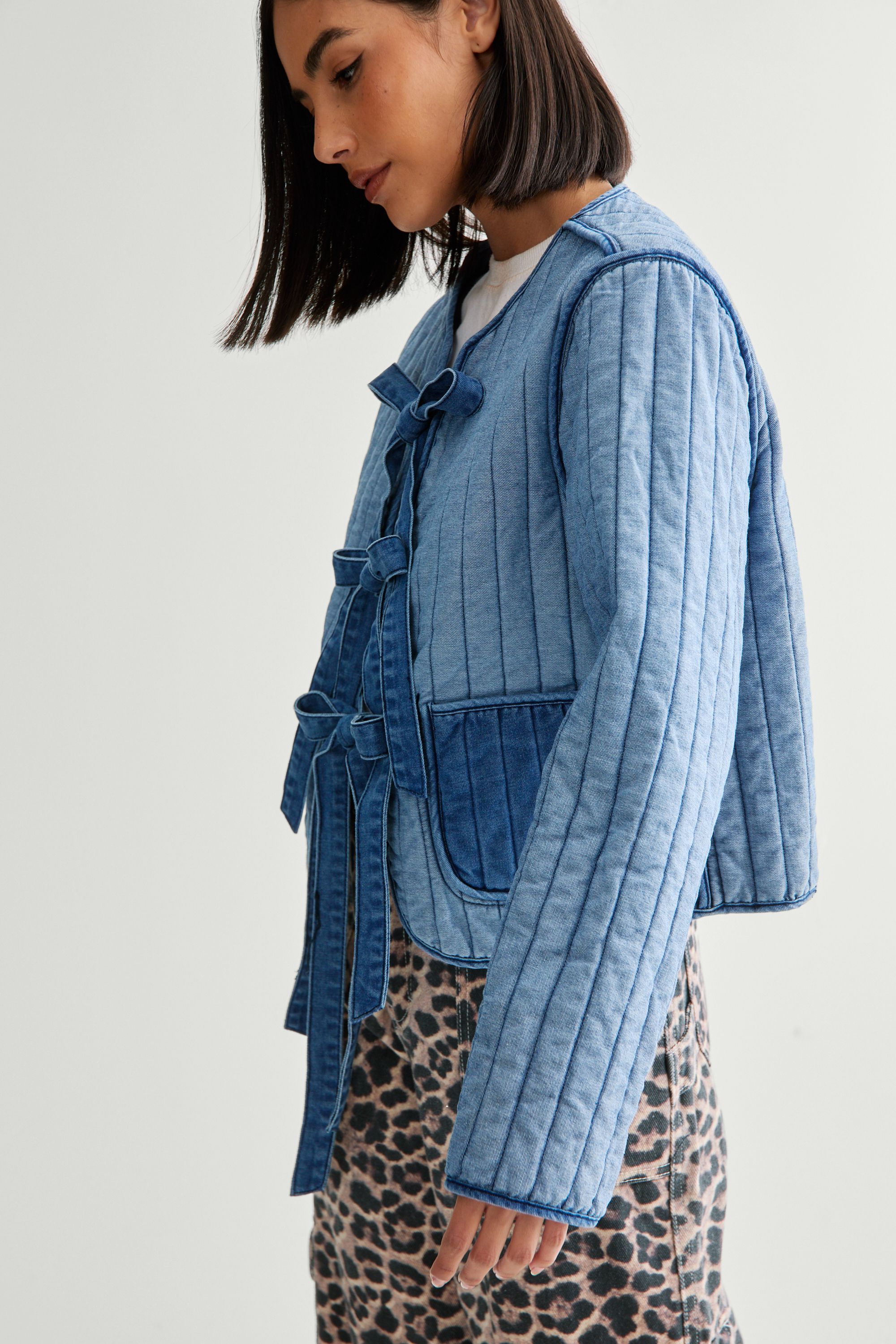 NastyGal Long Sleeve Reversible Tie Front Denim Jacket Authentic Midwash image 2