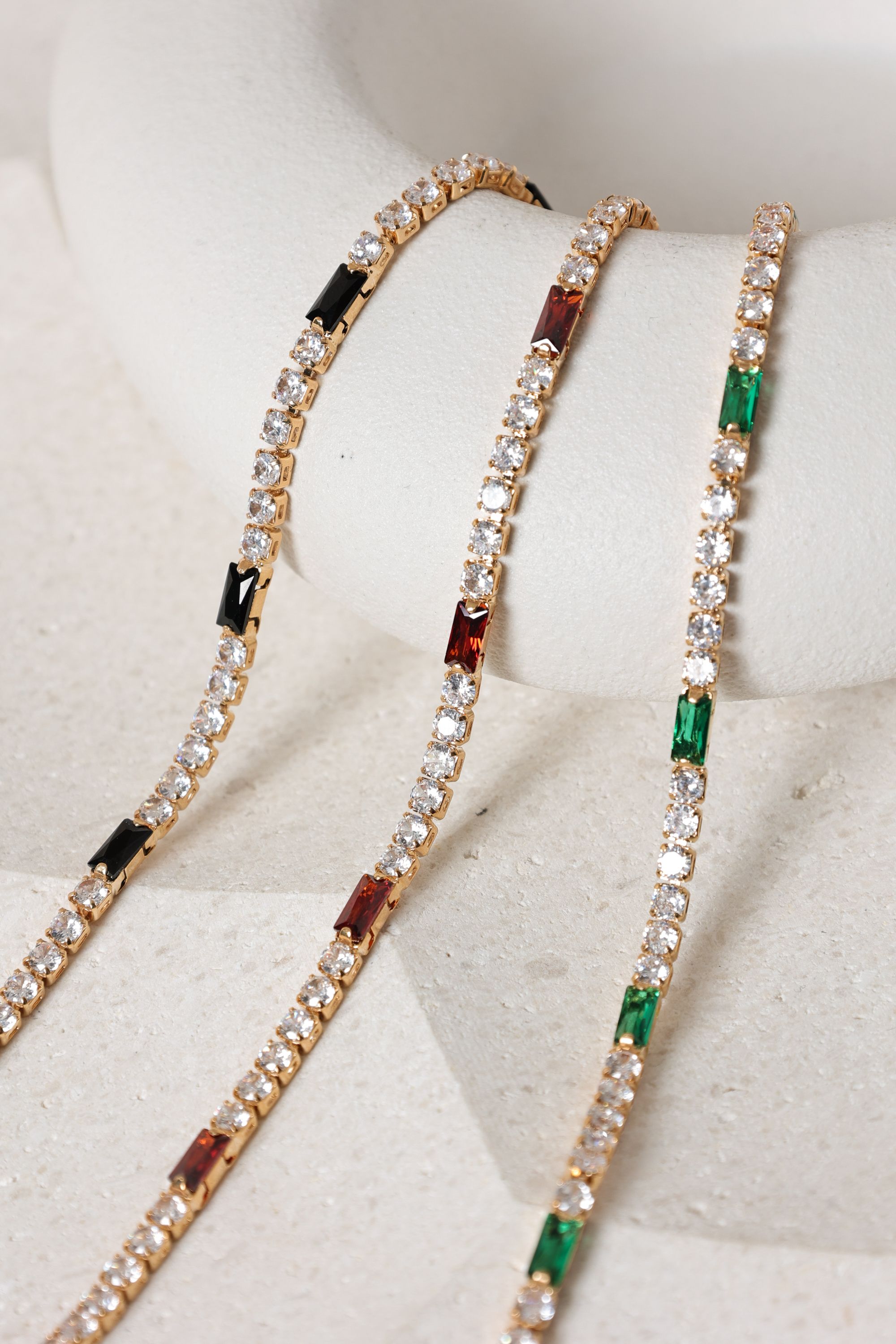 Jon Richard Gold Plated Round Stone and Jet Tennis Bracelet image 3