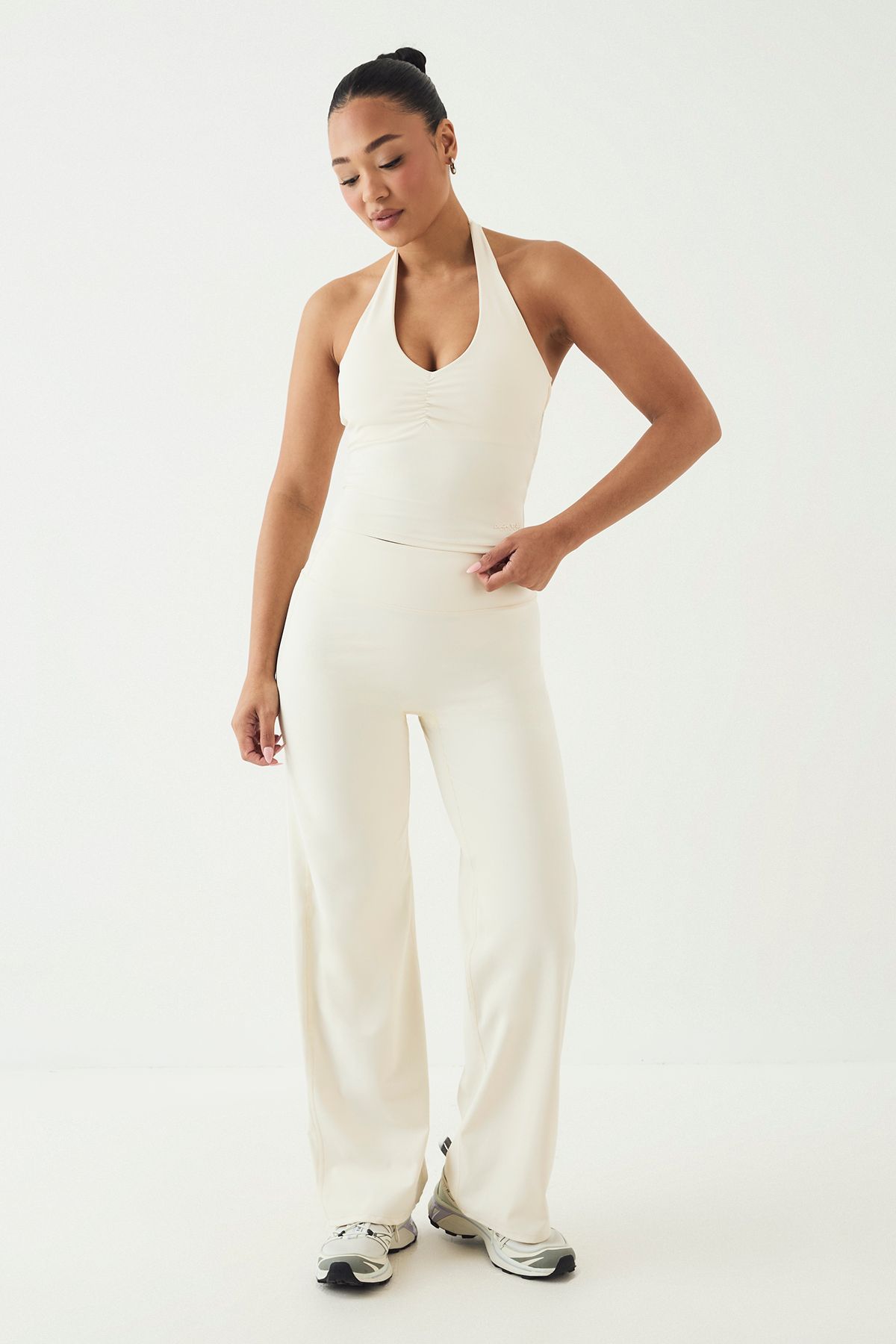 DSGN Studio DSGN Studio Ultra Sculpt Seam Detail Straight Leg Yoga Pant Cream image 1