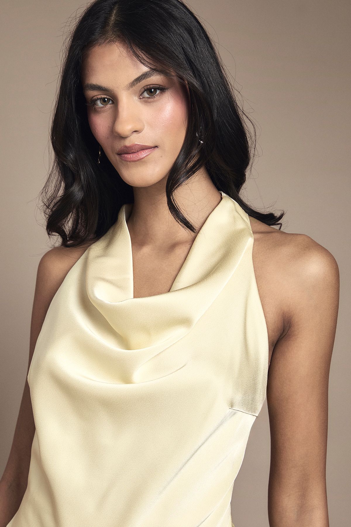 Oasis Petite Oasis Cowl Halterneck Satin Maxi Bridesmaid Dress Lemon image 4