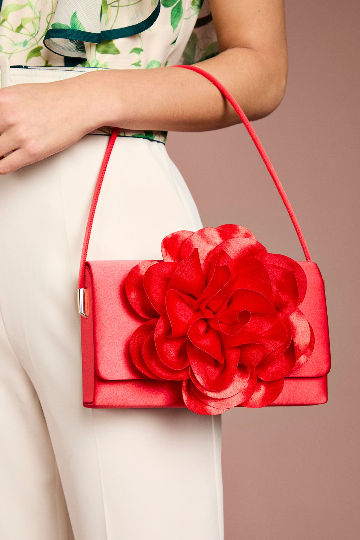 Coast Ava Flower Detail Grab Bag Red