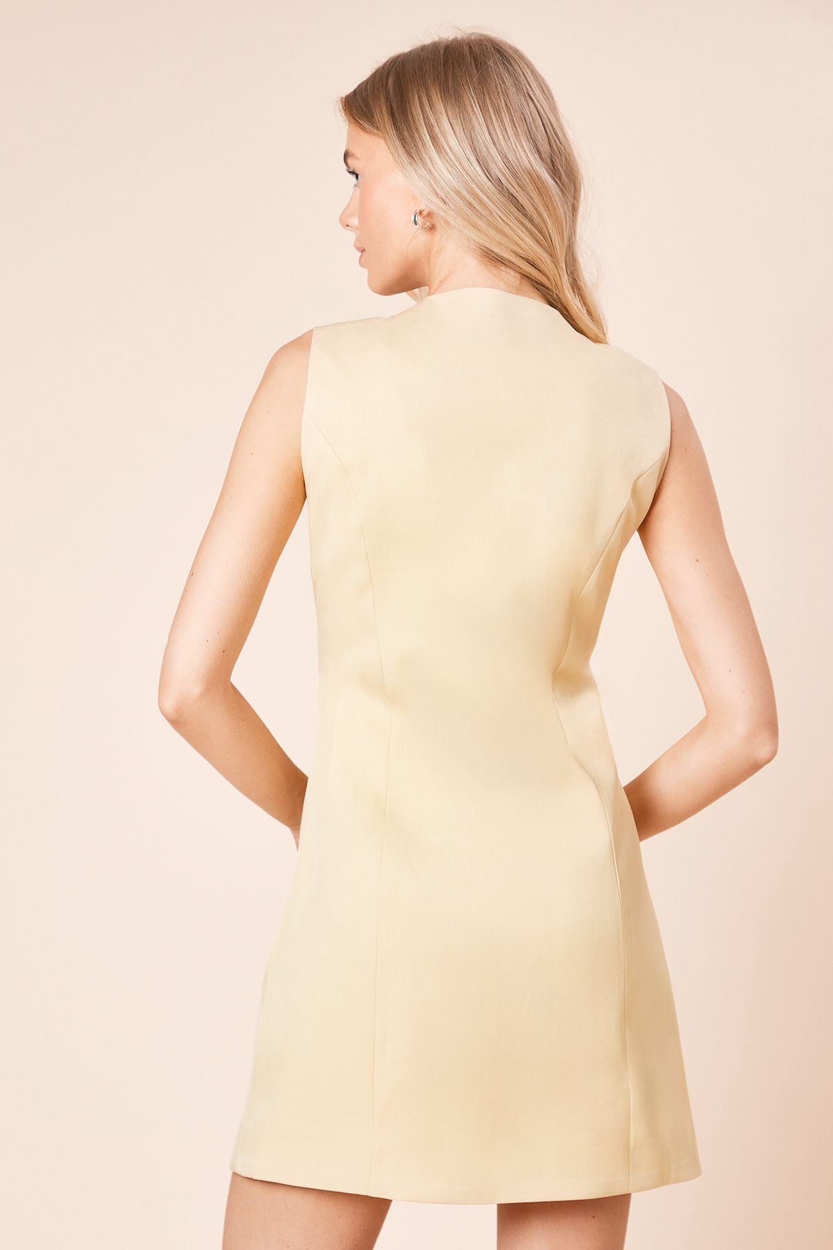 Dorothy Perkins Tailored Button Up Mini Dress Lemon image 4