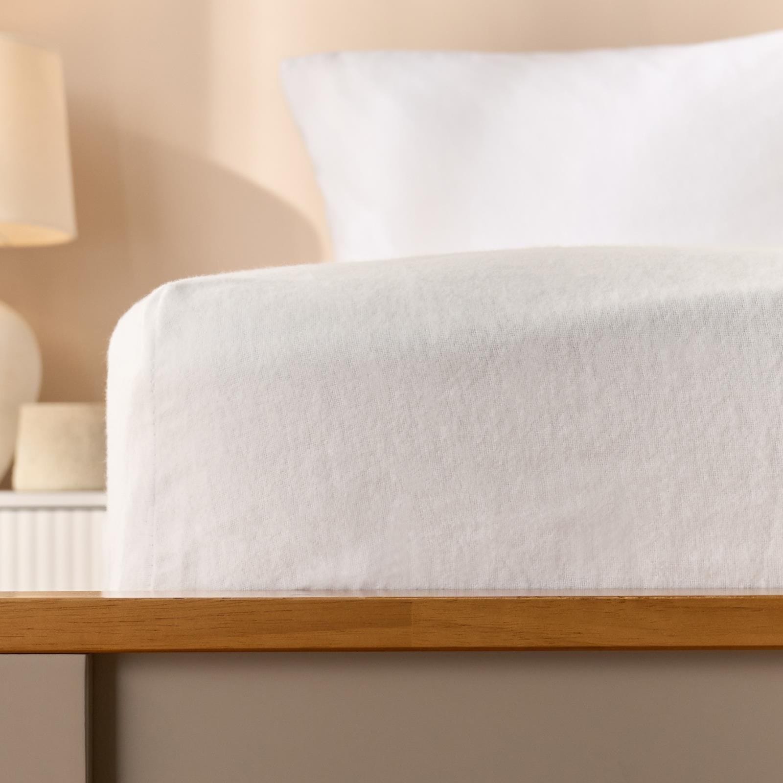 OHS Essential Brushed Cotton Soft Fitted Bed Sheet image 2