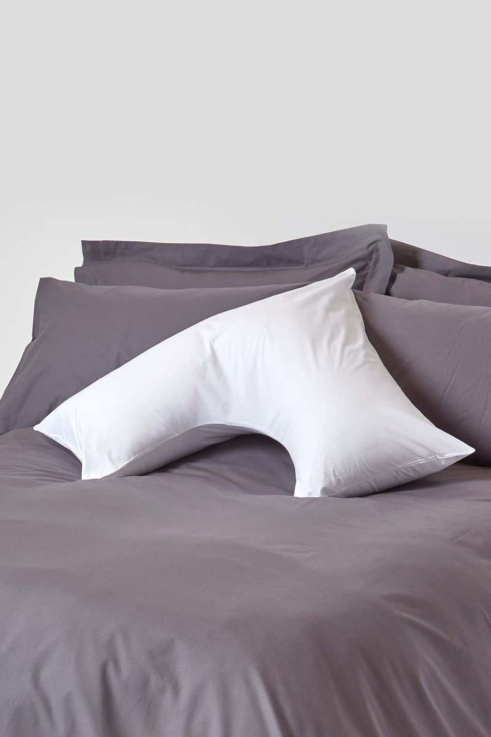 Homescapes Egyptian Cotton V Shaped Pillowcase 200 TC image 2