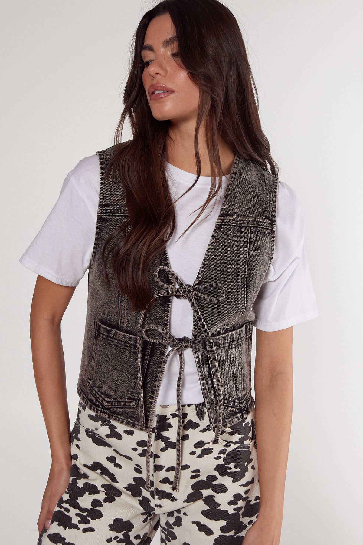 NastyGal Tie Front Denim Gilet Washed Black image 1