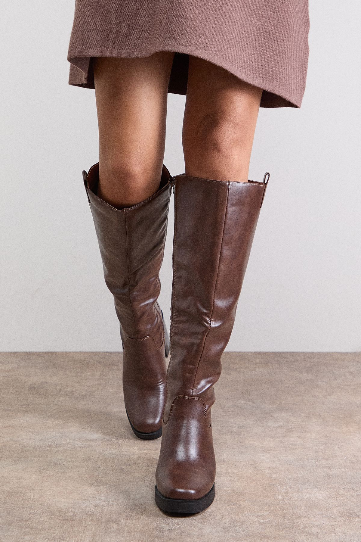Oasis Marina Faux Leather Round Toe Platform High Block Heel Knee Boot Brown image 3