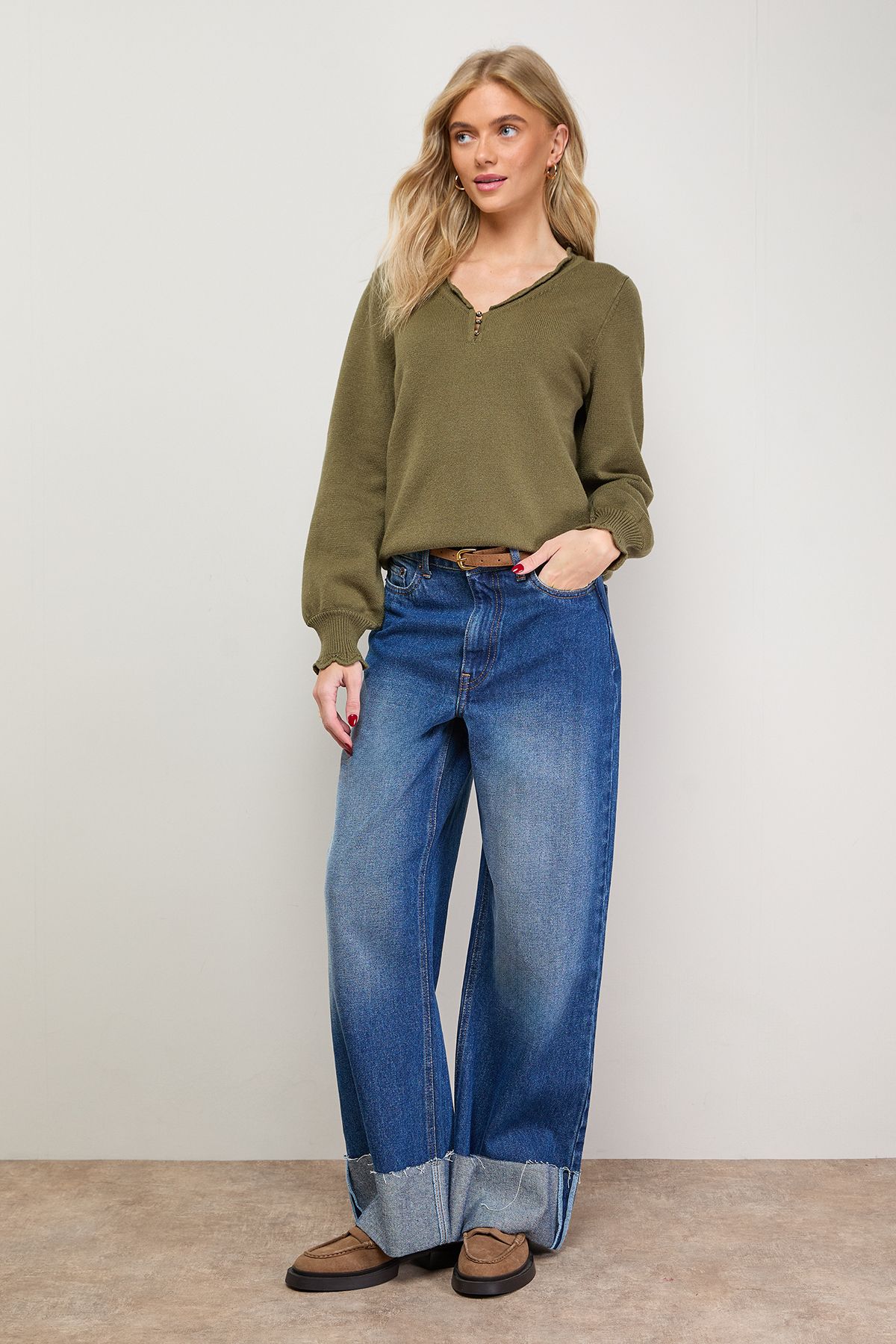 Oasis Soft Crochet Scallop Detail Jumper Khaki image 4