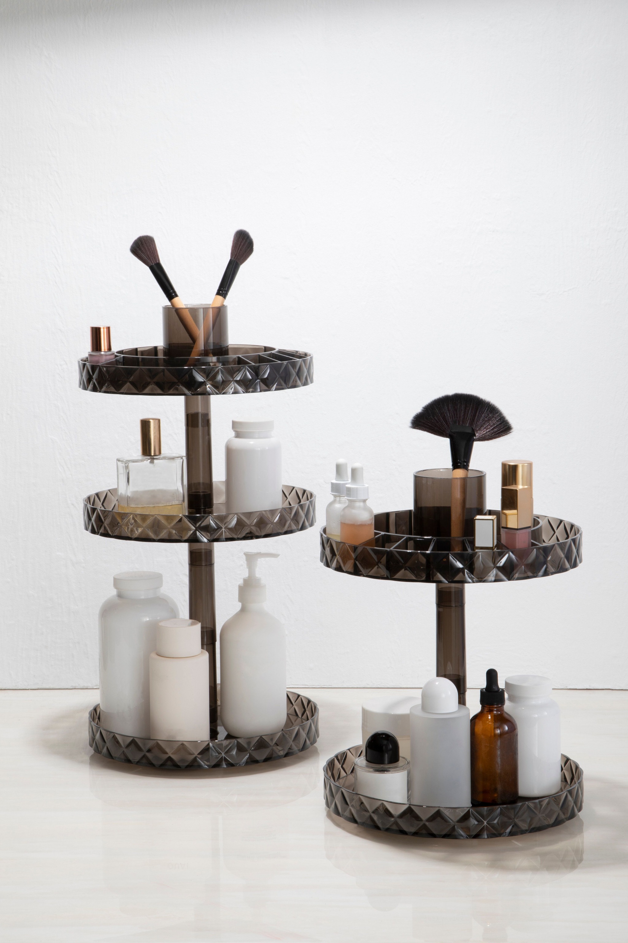 Orsina Beauty Three Tier Revolving Cosmetics Organiser image 5