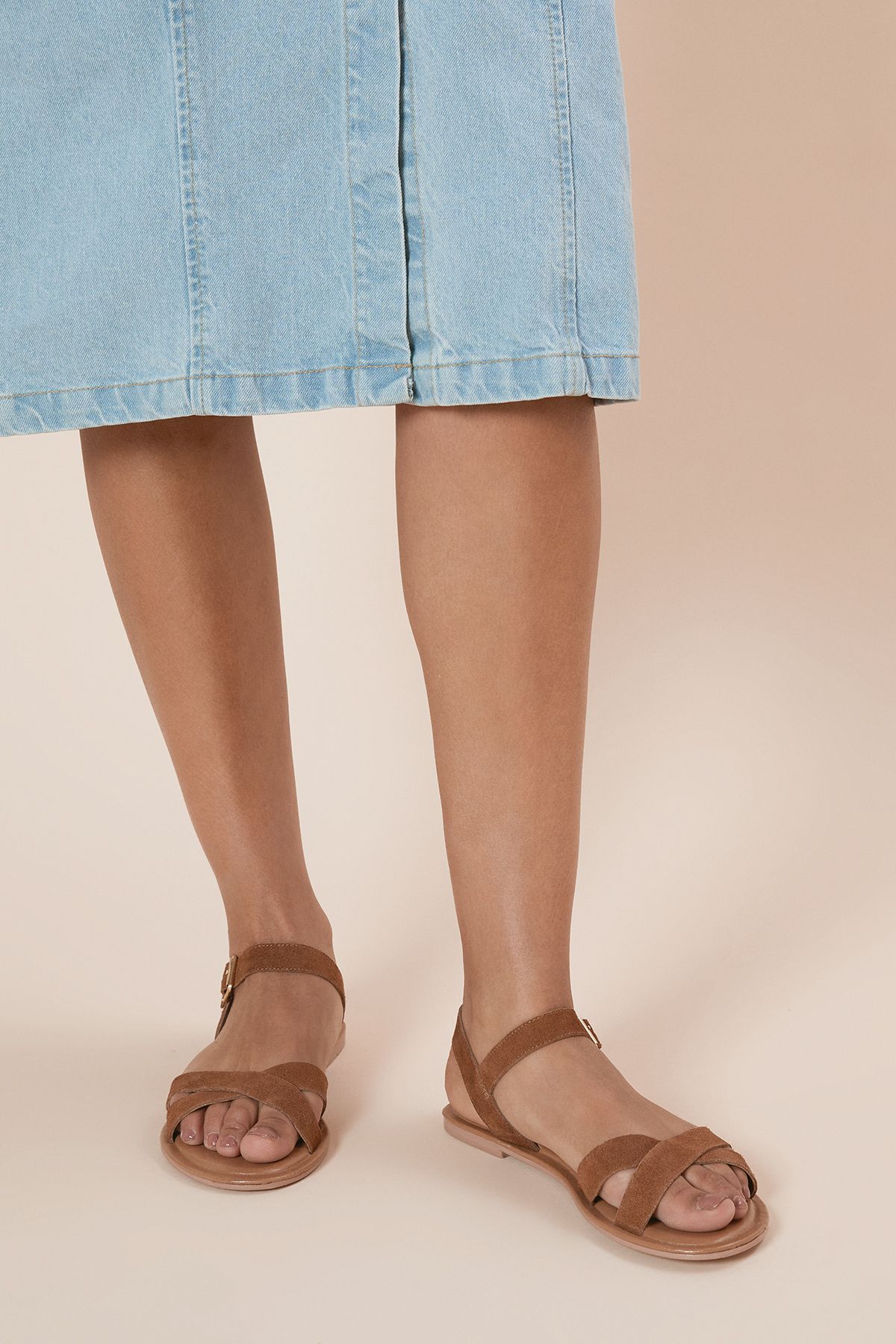 Dorothy Perkins Filomena Real Leather Cross Strap Flat Sandals Tan image 1